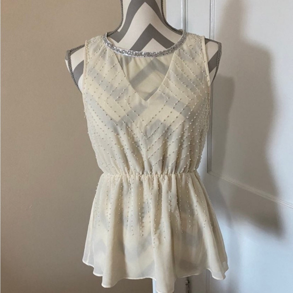 BKE Boutique Pearl Sleeveless Top